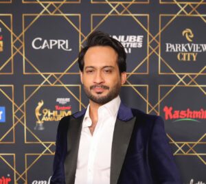 Waqar Zaka Ne Eik Trade Se 4,056% Ka Shandaar Profit Keya