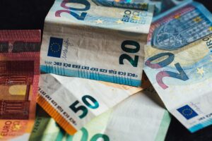 30 July Currency Rates in Pakistan PKR Exchange Rates