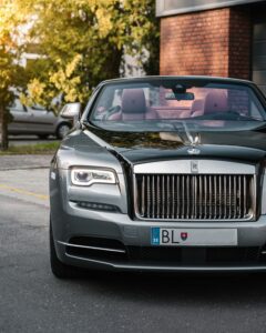 Rolls Royce Ki Car Itni Mehngi Q Hoti Hai?