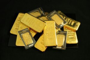 Pakistan Mein Gold Ki Qeematon Mein Izafa