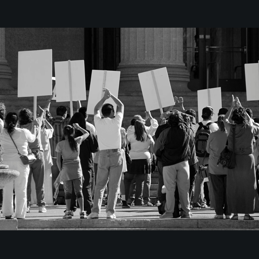 Indonesia Protests, Makassar Fire Mein 3 Halak, 4 Zakhmi