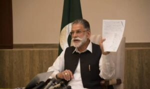 Former AJK PM Qayyum Niazi MPO Ke Tehat Giraftar