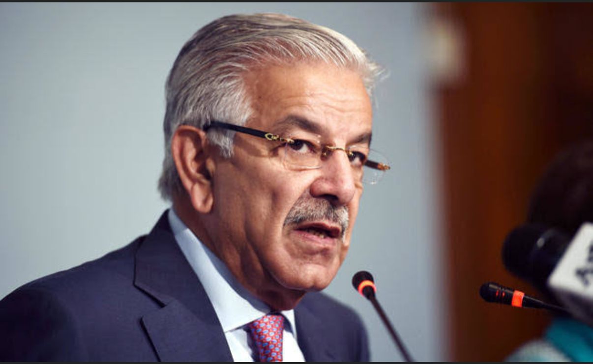Khawaja Asif Ne Iran Aur Iraq Flights Ka Elan Kiya