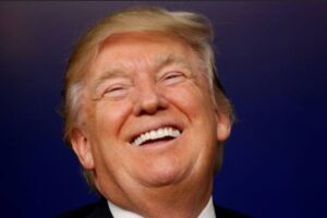 Trump Ki Rooftop Appearance, Nuclear Missiles Ka Mazaaq Kiya