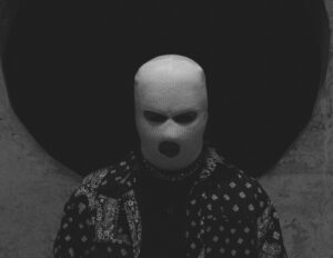 Cash Van Robbery, Rs9.7M Chori, Guards Ko Goli Lag Gayi