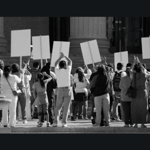 UK Police 300 Pro-Palestine Protestors Ko Giraftar Karlia
