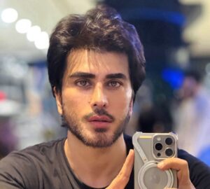 Babrik Shah Ka Bold Statement, Imran Abbas Ke Looks Feminine Lagte Hein