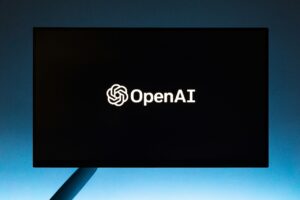 OpenAI Ne 18 Saal Se Kam Users Par Istemal Ki Pabandi Laga Di