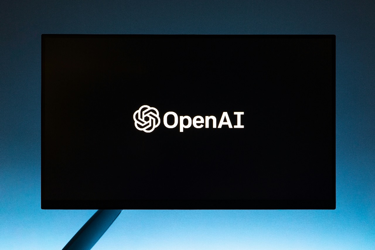 OpenAI Ne 18 Saal Se Kam Users Par Istemal Ki Pabandi Laga Di
