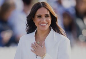 Meghan Markle Ne Senior Royals Ko Peeche Chhod Diya Popularity Poll Mein