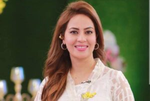 Farah Sadia Pehle Pyar Ko Yaad Karke Ro Pari