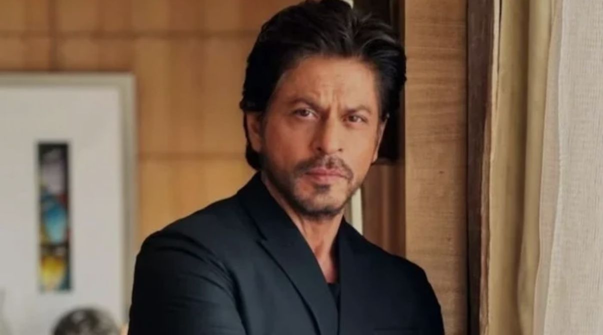 Shah Rukh Guzash­ta 25 Barson Mein Bharat Ke Sabse Mashhoor Adakar Ban Gaye, IMDb Report