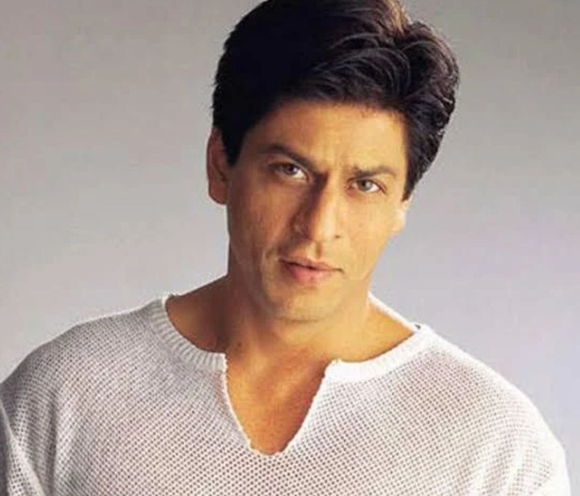 Bharati Teacher Ne Daulat Mein Shah Rukh Khan Ko Bhi Peeche Chhod Diya