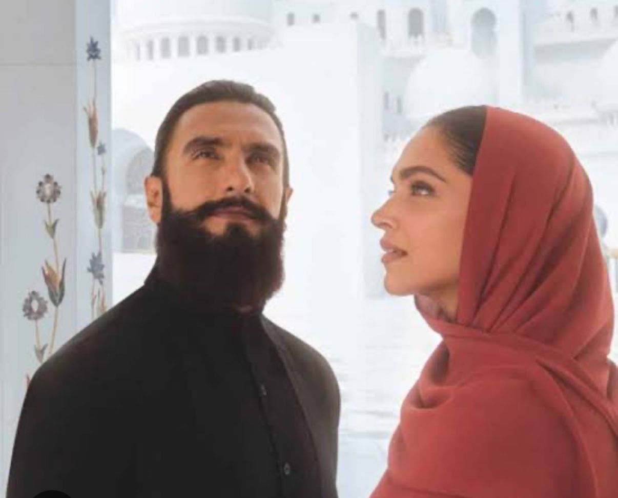Deepika Padukone Aur Ranveer Singh Ki Chemistry Abu Dhabi Tourism Ad Mein Dekh Kay Fans Hairaan