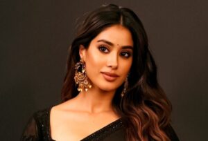 Janhvi Kapoor Ka Jawab Un “Self-Proclaimed Doctor” Ko Jinhon Ne Bola Ke Usne BuffaloPlasty Surgery Karwai