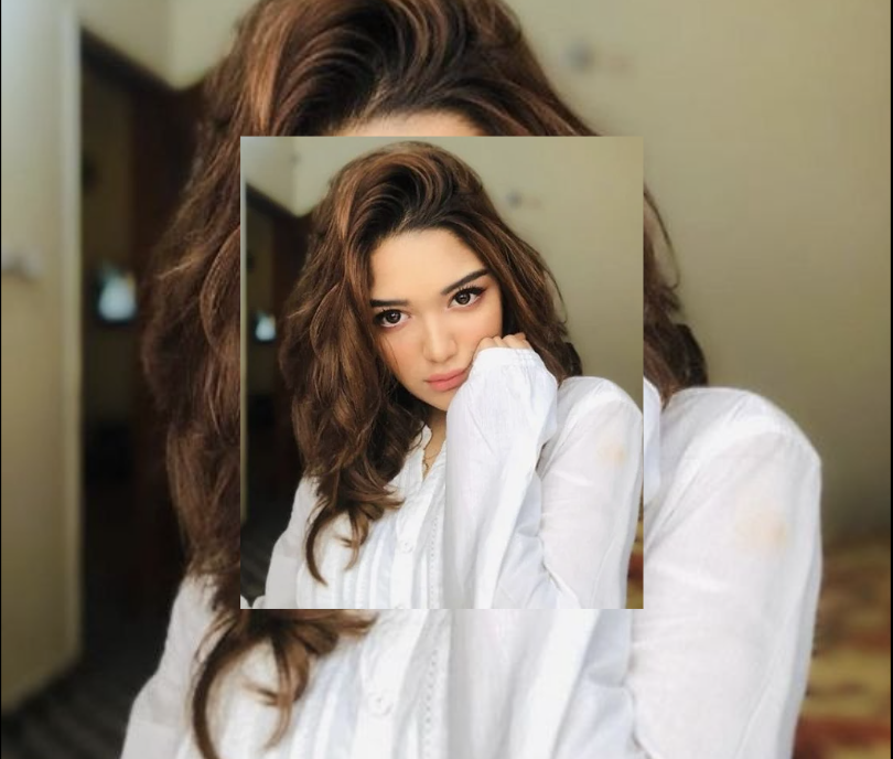 Romaisa Khan Ko Maazi Mein Apne Hi Talib-e-Ilm Ki Jaanib Se Shadi Ki Peshkash!