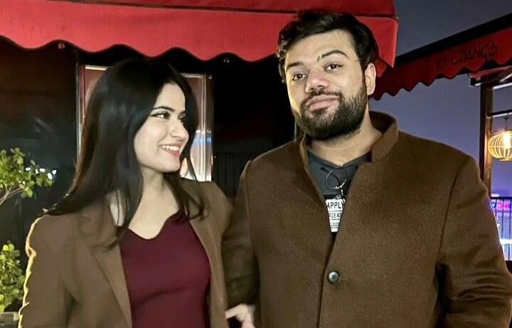 Ducky Bhai Ki Wife Se Rishwat Lene Walay Afsaraan Se 2.5 Crore Se Zyada Raqam Baramad