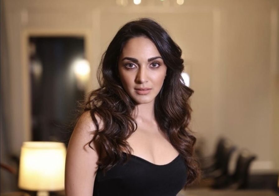 Bacche Ki Pedaish Ke Baad Kiara Advani Ne Pehli Film Sign Kar Li
