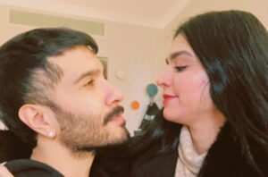 Feroze Khan Ki Wife Dr. Zainab Ne Alag Hone Ki Afwahon Ko Jhoota Qarar De Diya