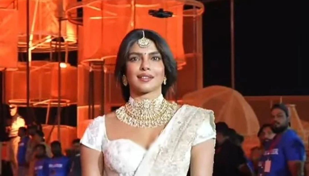 Priyanka Chopra Ki 6 Saal Baad Indian Cinema Mein Wapsi, Fans Purjosh