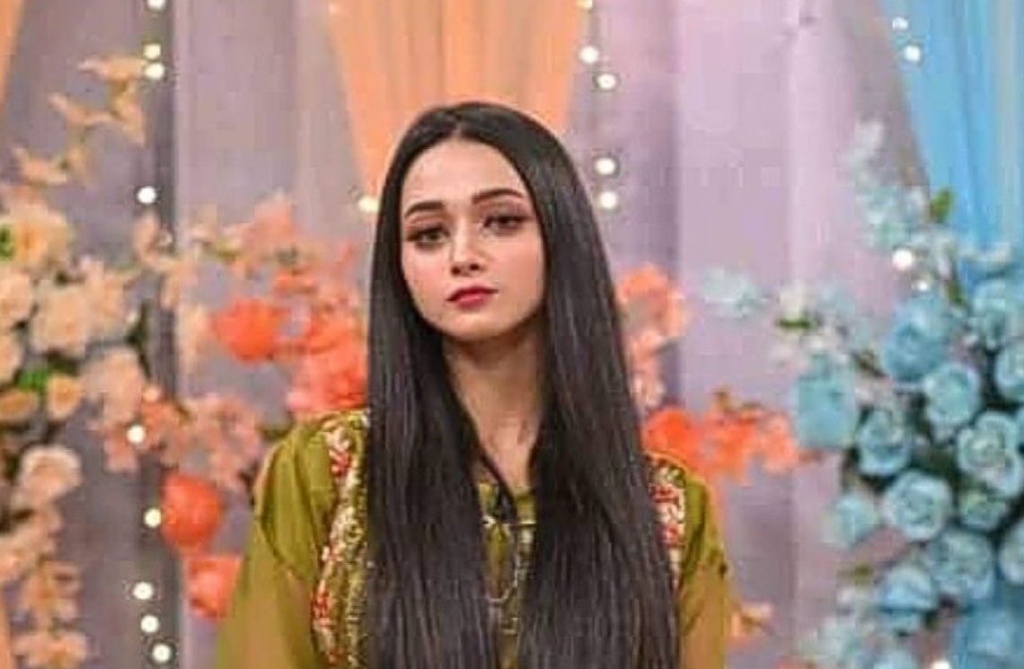 Bollywood Mein Kaam Ki Offer Thukra Di, Ayesha Azhar Ka Inkishaaf