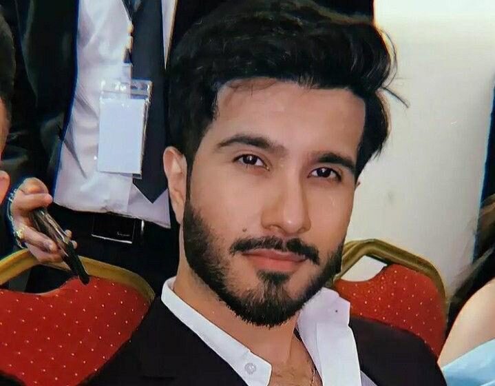 Feroze Khan Ne Islam Ki Khatir Showbiz Chhorne Ka Faisla Kyun Kiya Tha?