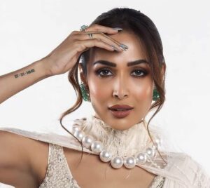 Talaq Ke Baad Mard Ko Aadhi Umar Wali Se Shadi Par Tareef, Aurat Ko Sirf Tanqeed Milti Hai: Malaika Arora