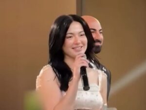 Hania Aamir Ne 2025 Ka Best Actress Ka Award Jeet Liya