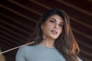 Jacqueline Ne Restaurant Mein Ek Admi Se Baatein Karte Hue Secretly Filmed Video Par React Kardia