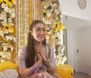 Hina Afridi Ki Pehli Dholki Ki Rang Birangi Tasveerain Aur Videos Viral Ho Gayi