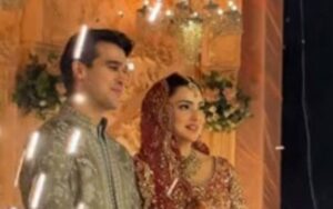 Zarar Khan Dulhaniya Ghar Le Aaye, Videos Logon Ki Charcha Mein