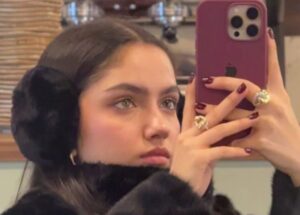 Pehle Main Apni Umar Se Zyada Badi Lagti Thi: Aina Asif