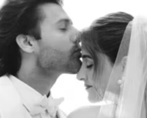 Kriti Sanon Ki Behan Nupur Shadi Ke Bandhan Mein Bandh Gai, Tasveerain Viral