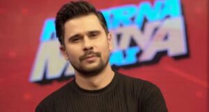 Karachi Ko Privatize Kar Dein, Hum Sab Mil Kar Khareed Lenge Aur Bohat Acha Chalayenge: Tabish Hashmi