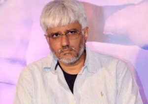 Bollywoood Producer Aur Director Vikram Bhatt Aur Unki Beti Ke Khilaaf Fraud Ka Muqadma