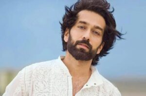 Nakuul Mehta Ka Zyada Sandsome Honay Ki Wajah Se Film Se Nikaalay Janay Ka Inkishaf