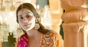 Amna Malik Ka Shadi Mein Revealing Outfit Social Media Par Tanqeed Ki Wajah Ban Gaya