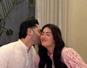 Ayeza Khan Ki Danish Taimoor Ke Liye Iftar Ki Tayari Ne Fans Ke Dil Jeet Liye