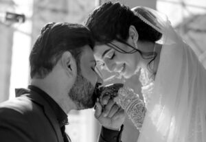 “Mohabbat Dil Se Ho Jati Hai Khubsurti Ahmiyat Nahi Rakhti”: Laiba Khan