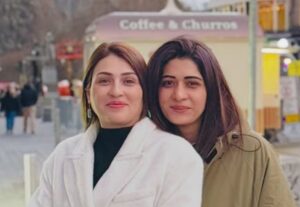Iqrar Ul Hassan Ki Wives Qurat Aur Aroosa Ki Dosti Shadeed Trolling Ka Shikar