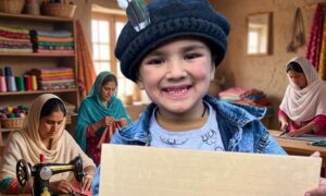Chote Vlogger Shiraz Ka Shaandaar Qadam: Gaon Ki Khawateen Ke Liye Khol Diya Vocational School